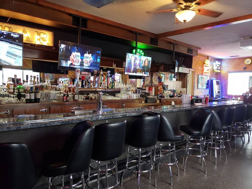 Glen Flora Tap & Grill | restaurant | 938 W Glen Flora Ave, Waukegan, IL 60085, USA | 8473361334 OR +1 847-336-1334