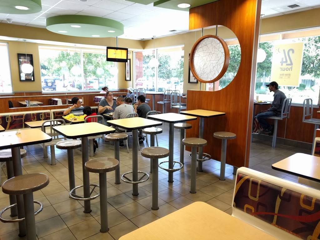 McDonalds | cafe | 2191 Monterey Rd, San Jose, CA 95125, USA | 4082790824 OR +1 408-279-0824