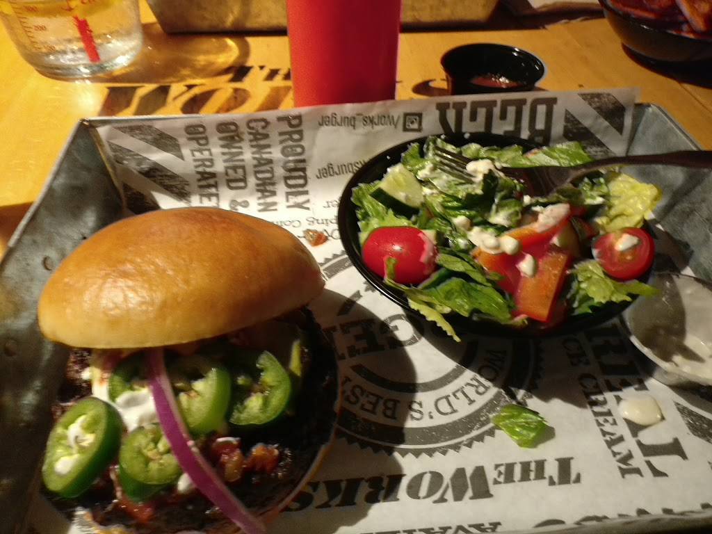 The Works Gourmet Burger Bistro | restaurant | 326 Richmond Rd, Ottawa, ON K1Z 6X6, Canada | 6135640406 OR +1 613-564-0406