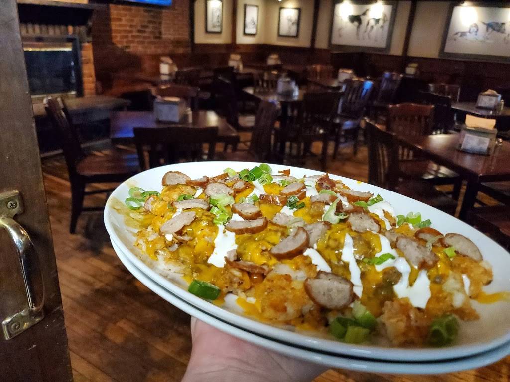 The Hound Sports Pub + Burger | restaurant | 3575 S Yosemite St, Denver, CO 80237, USA | 3036940454 OR +1 303-694-0454