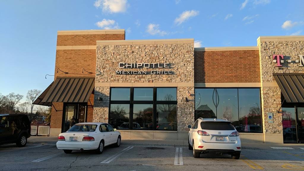 Chipotle Mexican Grill | restaurant | 7173 S Kingery Hwy, Willowbrook, IL 60527, USA | 6305607900 OR +1 630-560-7900