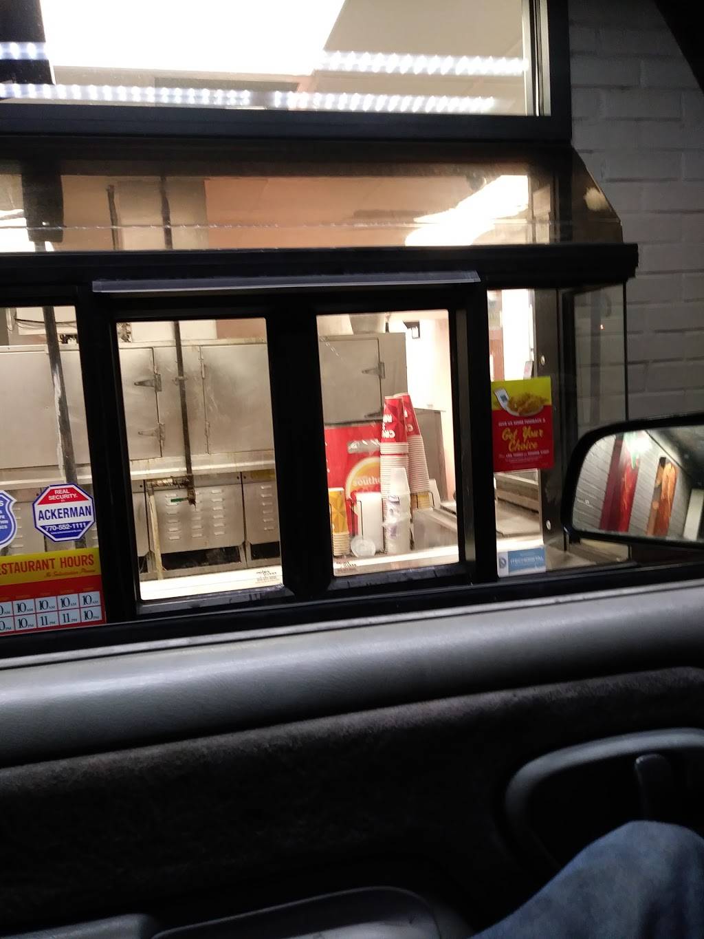 Churchs Chicken | restaurant | 311 W Fairview Ave, Montgomery, AL 36105, USA | 3342623032 OR +1 334-262-3032