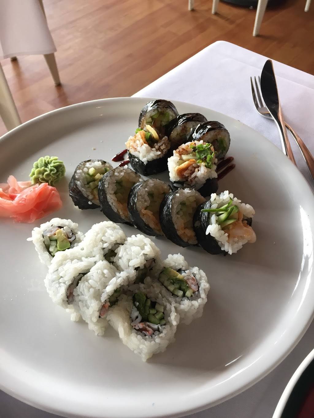 Naked Tchopstix | restaurant | 17-13-02-00-00-001, #000, Carmel, IN 46032, USA | 3175696778 OR +1 317-569-6778