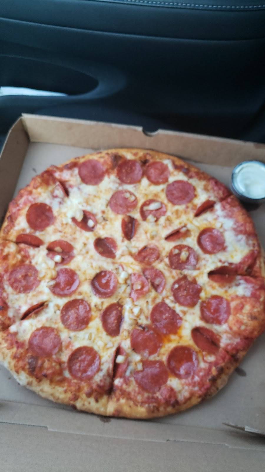 Foxs Pizza Den | restaurant | 5646 Brook Rd, Richmond, VA 23227, USA | 8045531137 OR +1 804-553-1137