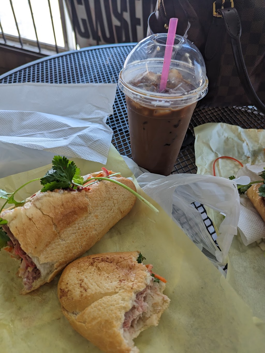 Saigon Grocery & Deli | restaurant | 3089 E Hammond Ave, Fresno, CA 93703, USA | 5599302450 OR +1 559-930-2450