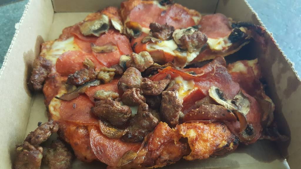 Round Table Pizza | meal delivery | 7201 Archibald Ave Ste 9, Rancho Cucamonga, CA 91701, USA | 9099808040 OR +1 909-980-8040