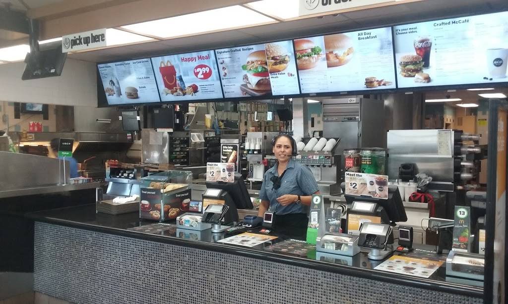 McDonalds | cafe | 2646 Jamacha Road, El Cajon, CA 92019, USA | 6196703171 OR +1 619-670-3171