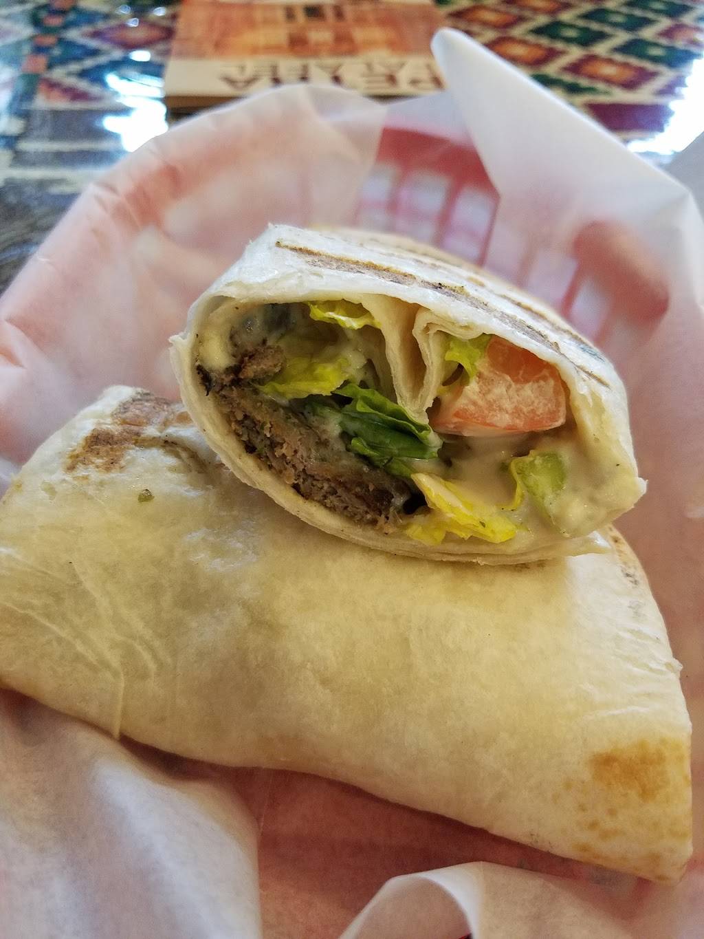 Petra Falafel | restaurant | 7314 Madison St, Forest Park, IL 60130, USA | 7086574002 OR +1 708-657-4002