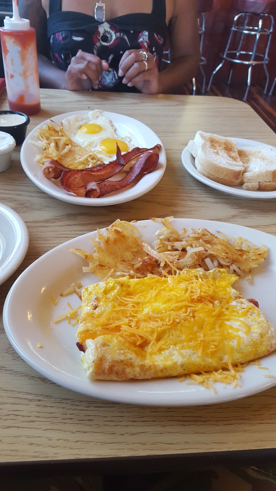 State Inn Cafe | restaurant | 915 Chestnut Street, Box998, Carlin, NV 89822, USA | 7757549994 OR +1 775-754-9994