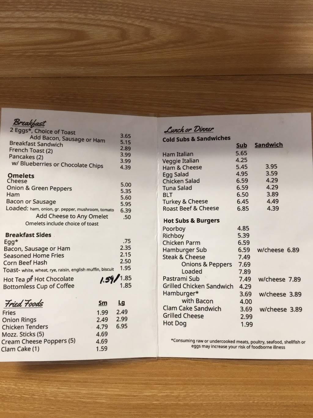 Krista’s Four Seasons | restaurant | 256 Sebago Rd, Sebago, ME 04029, USA | 2077875037 OR +1 207-787-5037