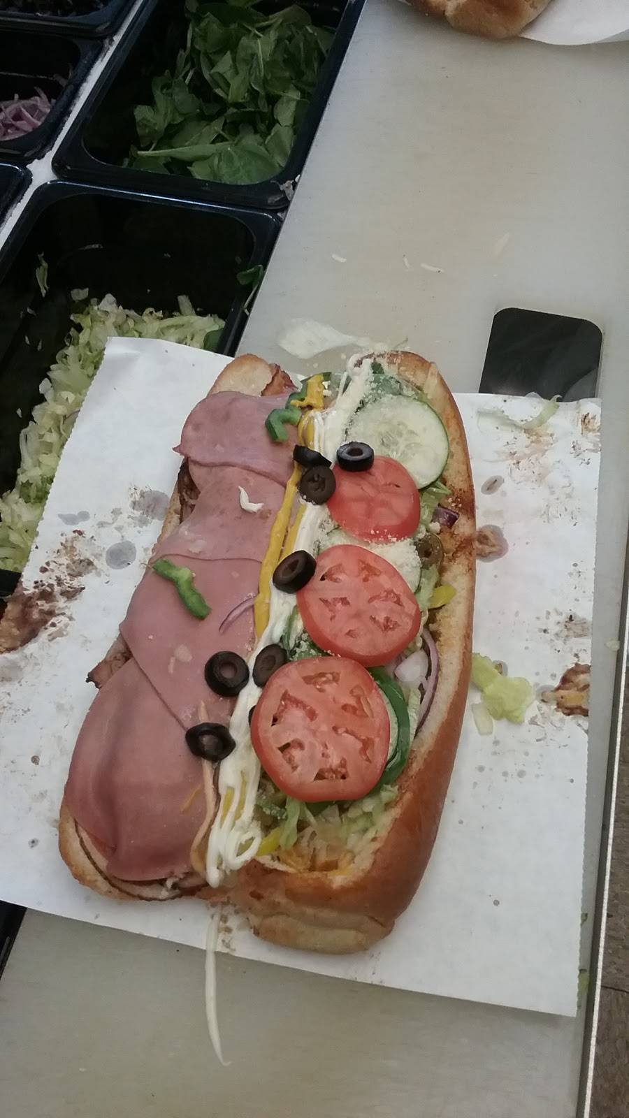 Subway | restaurant | 104 E Michigan Ave, Clinton, MI 49236, USA | 5174567576 OR +1 517-456-7576