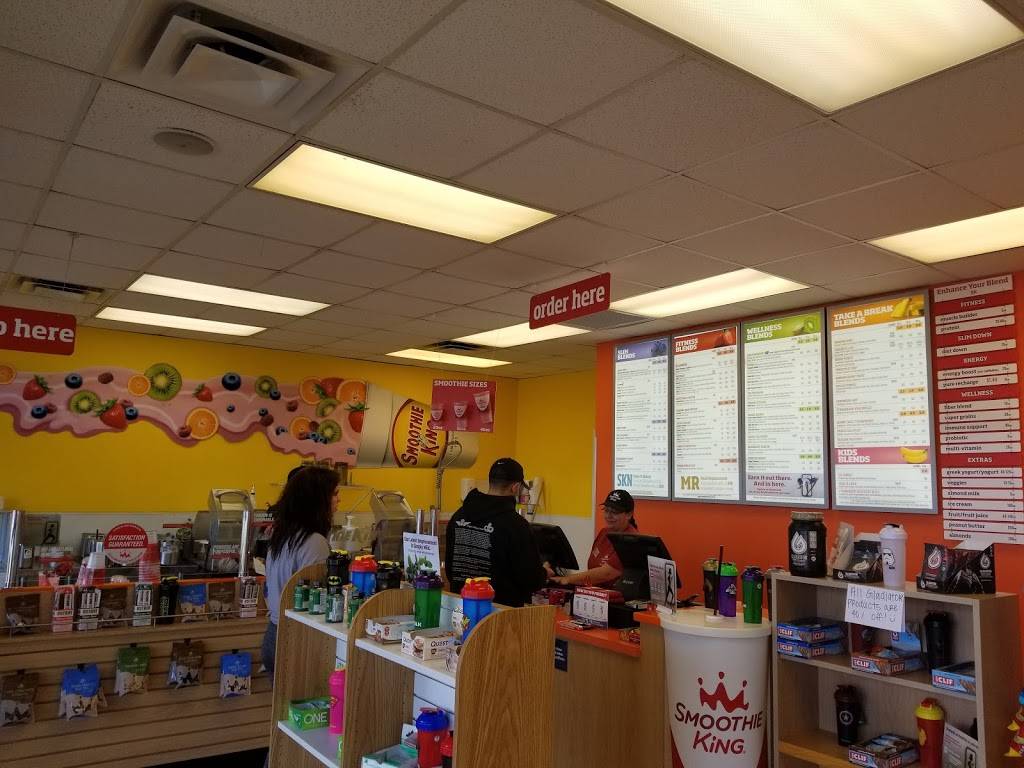 Smoothie King | restaurant | Pxtra Town Center, 99 Michigan Ave, Fort Campbell, KY 42223, USA | 2706408383 OR +1 270-640-8383
