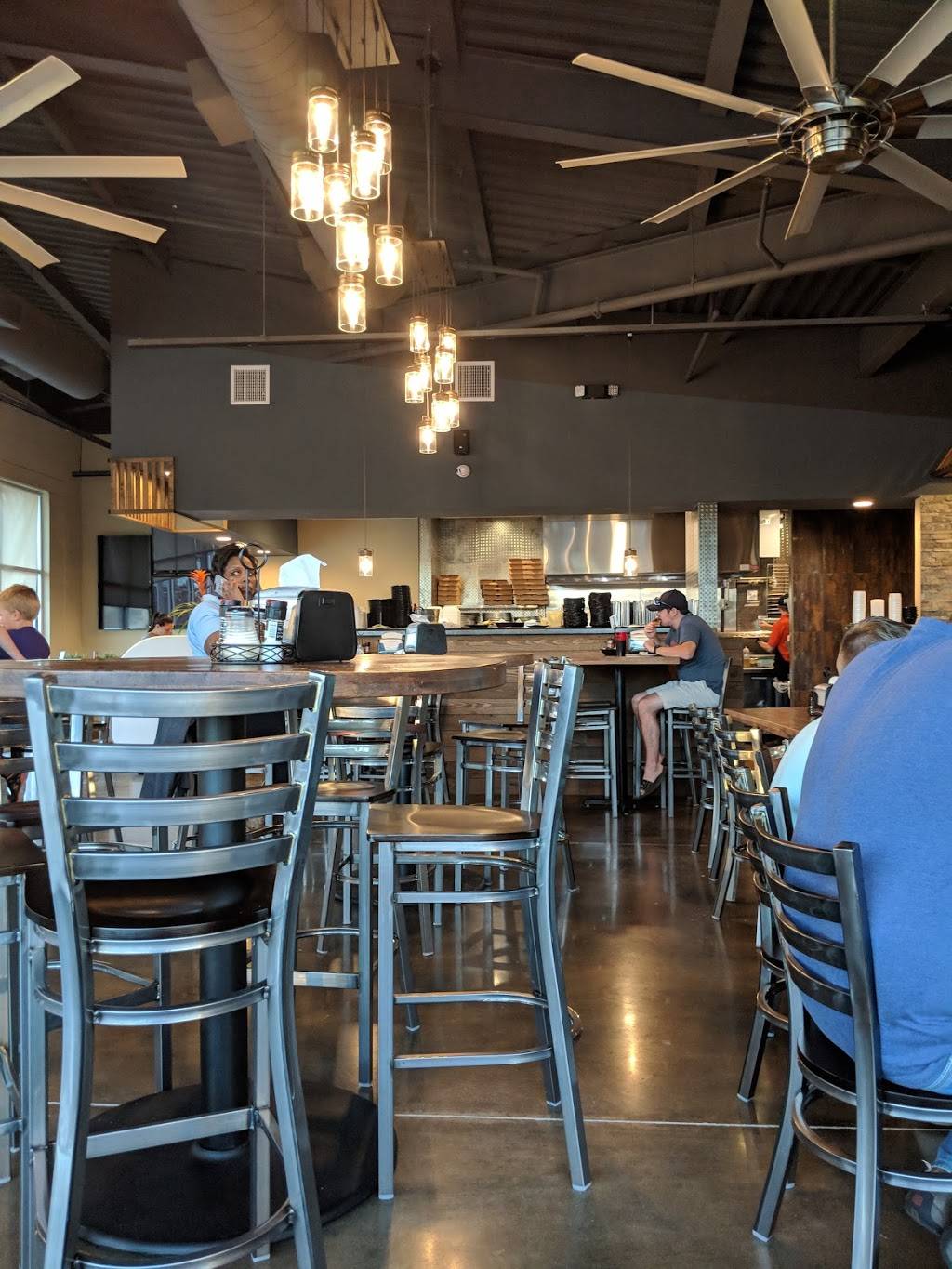 Palios Pizza Cafe On Tap | restaurant | 3673 Western Center Blvd, Fort Worth, TX 76137, USA | 8177209720 OR +1 817-720-9720