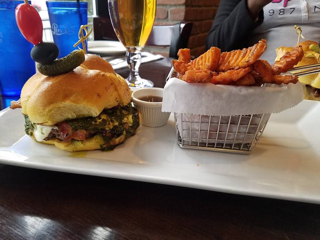 Westchester Burger Company | restaurant | 106 Westchester Ave, White Plains, NY 10601, USA | 9143589399 OR +1 914-358-9399