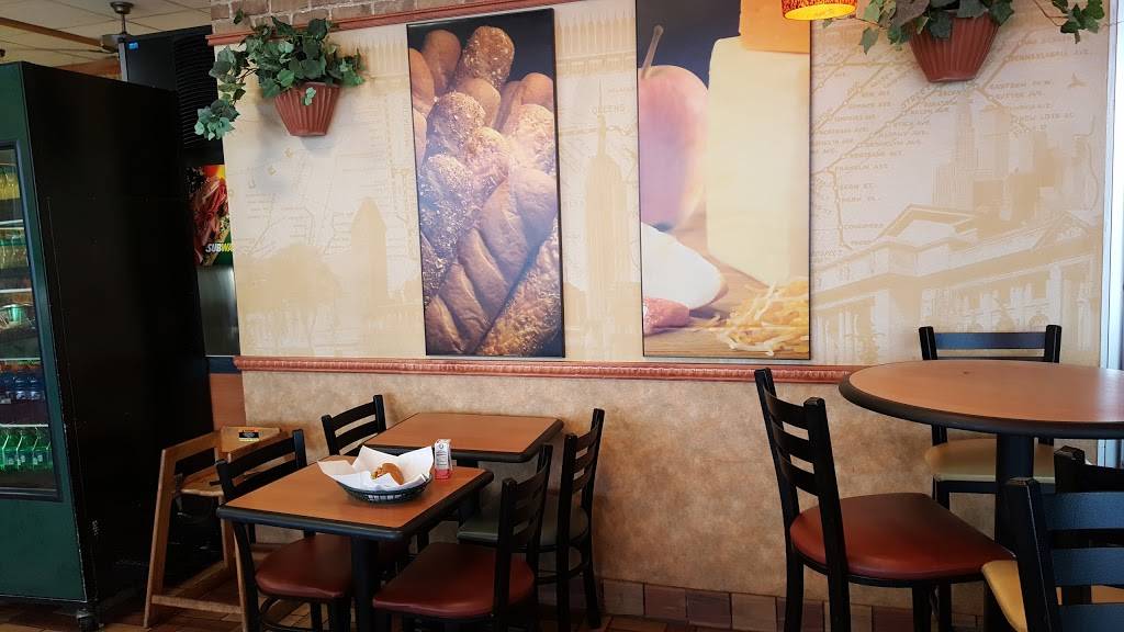 Subway | meal takeaway | 6224 Little River Turnpike, Alexandria, VA 22312, USA | 7039412200 OR +1 703-941-2200