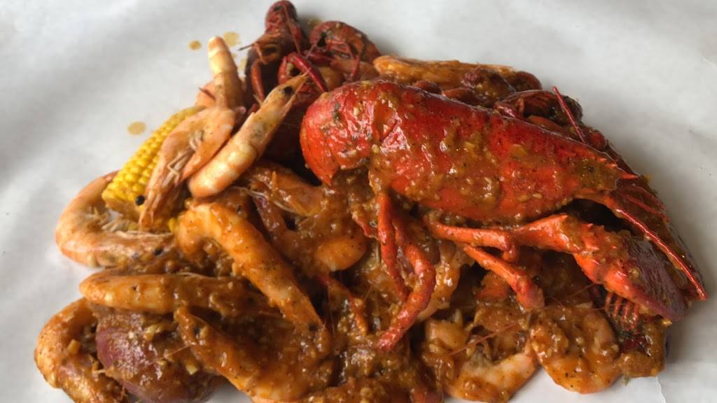 The Blazin Crab | restaurant | 345 W Pearl Ave Ste 140, Redlands, CA 92374, USA | 9093355000 OR +1 909-335-5000