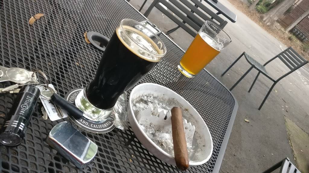 Crafty Beer, Wine & Spirits | restaurant | 2005 Fairview Rd, Raleigh, NC 27608, USA | 9196153008 OR +1 919-615-3008