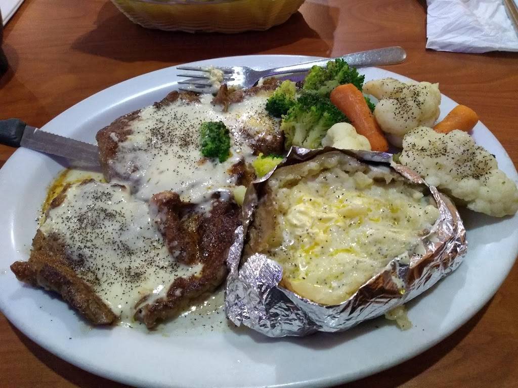 Pericos Mexican Grill | restaurant | 547 E Frontage Dr, Wiggins, MS 39577, USA | 6015285101 OR +1 601-528-5101