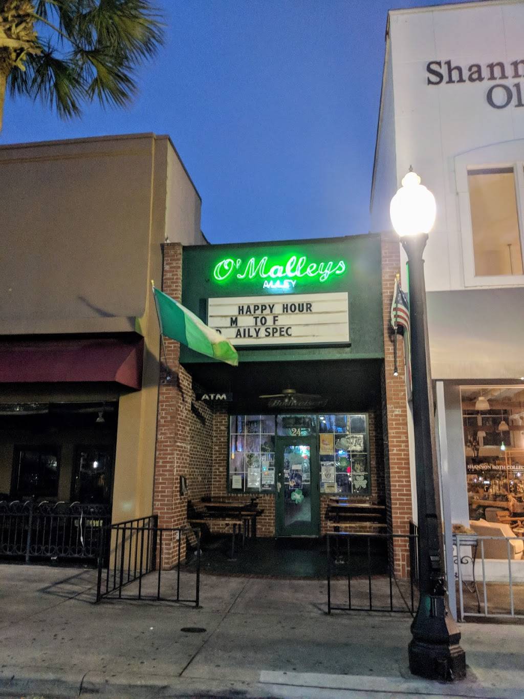 OMalleys Alley | restaurant | 24 SE Magnolia Ext, Ocala, FL 34471, USA | 3526902262 OR +1 352-690-2262
