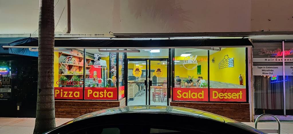 Toto 2 Pizza | restaurant | 7445 Collins Ave, Miami Beach, FL 33141, USA | 7866789673 OR +1 786-678-9673