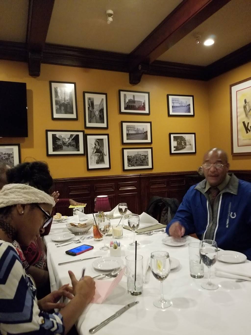 Capri Italian Restaurant | restaurant | 2602 Ruth Dr, Indianapolis, IN 46240, USA | 3172594122 OR +1 317-259-4122