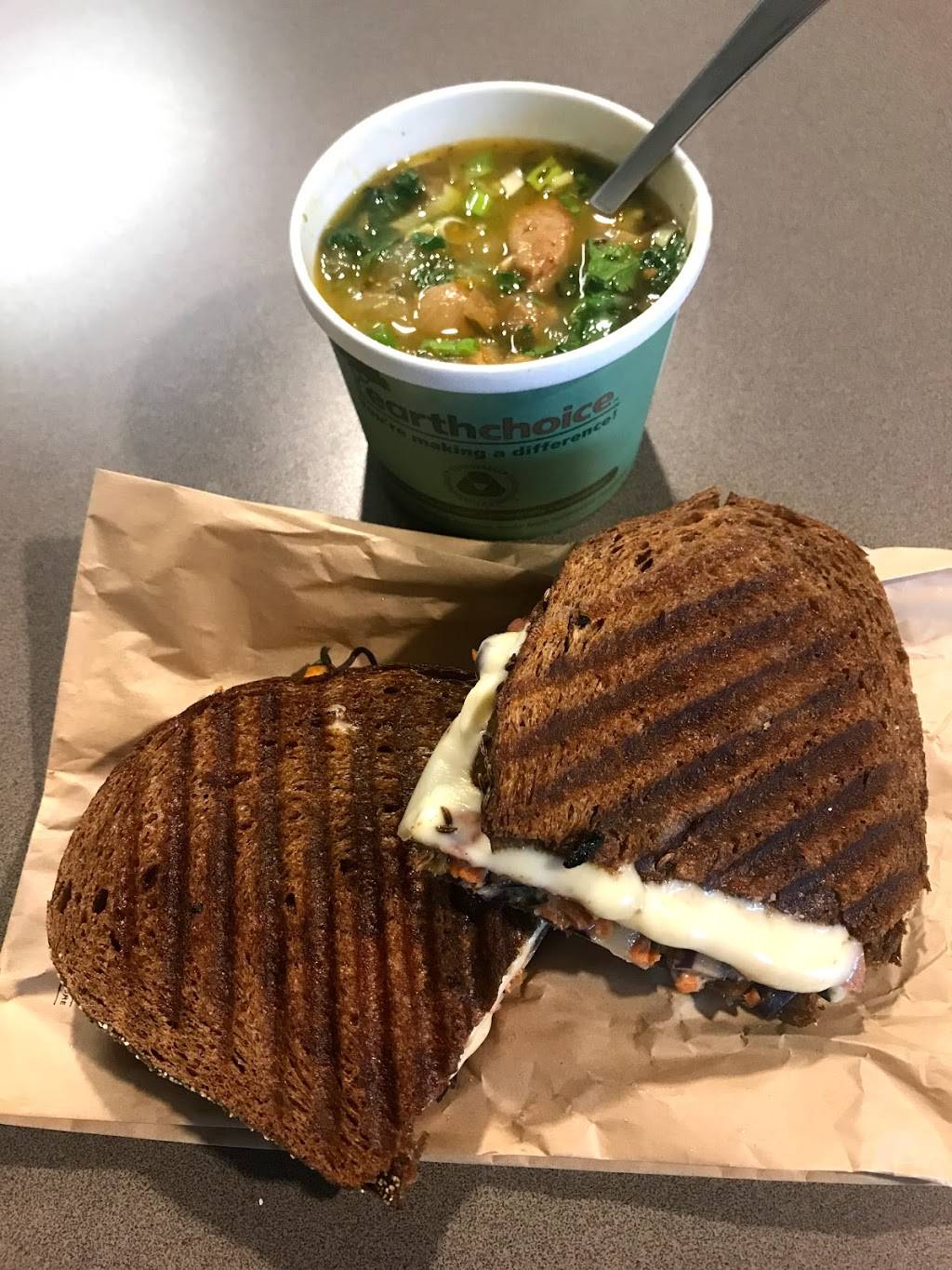 Marcies Café | restaurant | 2430 Don Reid Dr, Ottawa, ON K1H 1E1, Canada | 6134223131 OR +1 613-422-3131