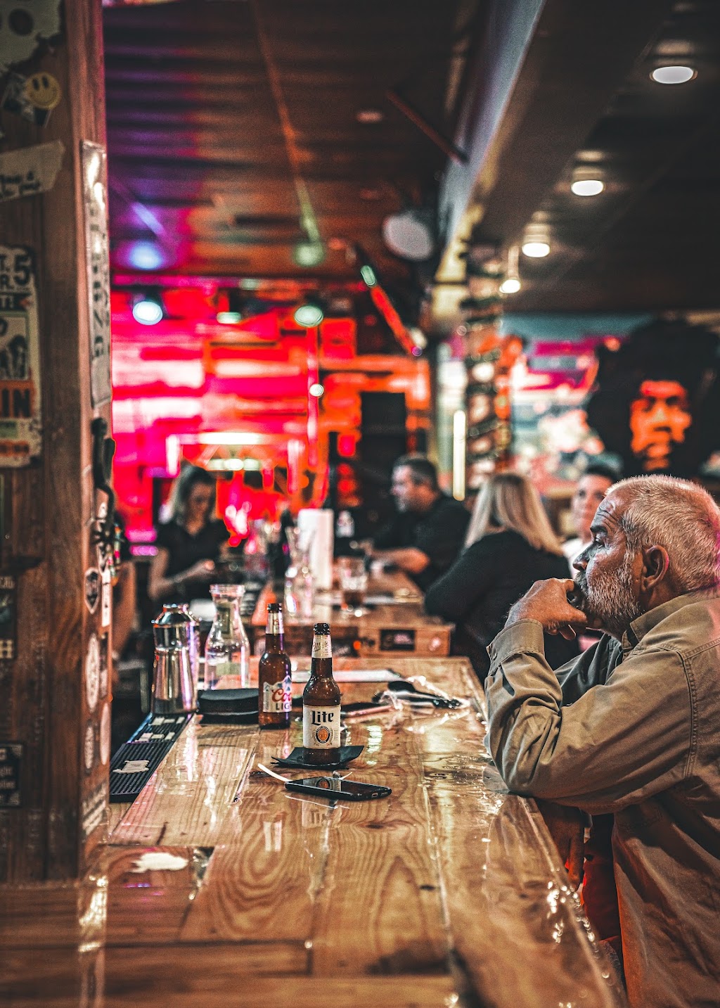 The Drunken Dog | restaurant | 13245 Jones Rd, Houston, TX 77070, USA | 8328694941 OR +1 832-869-4941