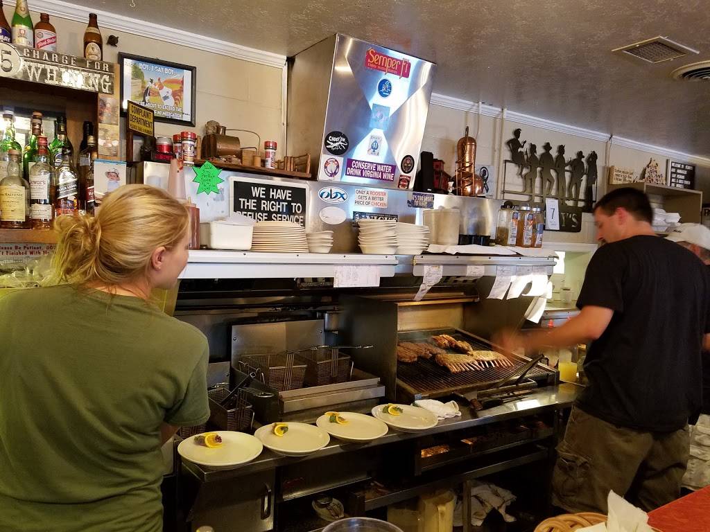 Perkys Restaurant | restaurant | 802 Wards Rd, Altavista, VA 24517, USA | 4343699908 OR +1 434-369-9908