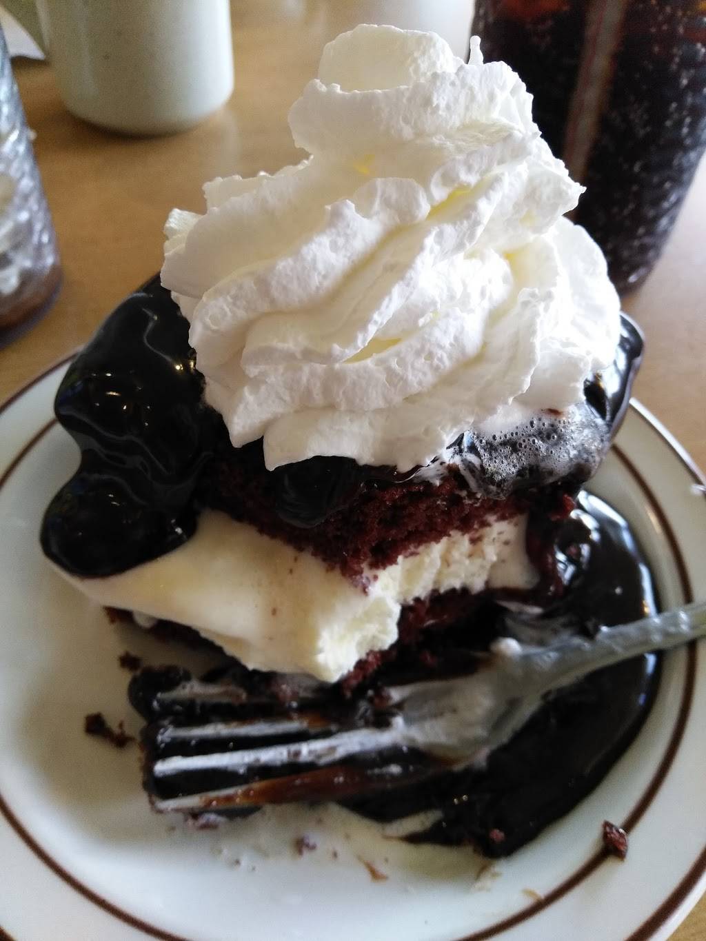 frisch s big boy restaurant, Frischs Big Boy Restaurant wayneda | restaurant | 6800 Bluffton Rd, Fort Wayne, IN 46809, USA | 2607477496 OR +1 260-747-7496