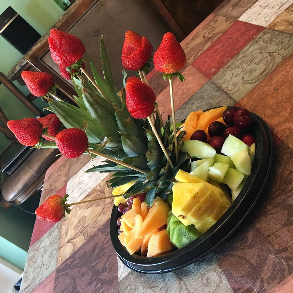 Mamita’s Munchies | restaurant | 8228 W Flagler St, Miami, FL 33144, USA | 3052220840 OR +1 305-222-0840