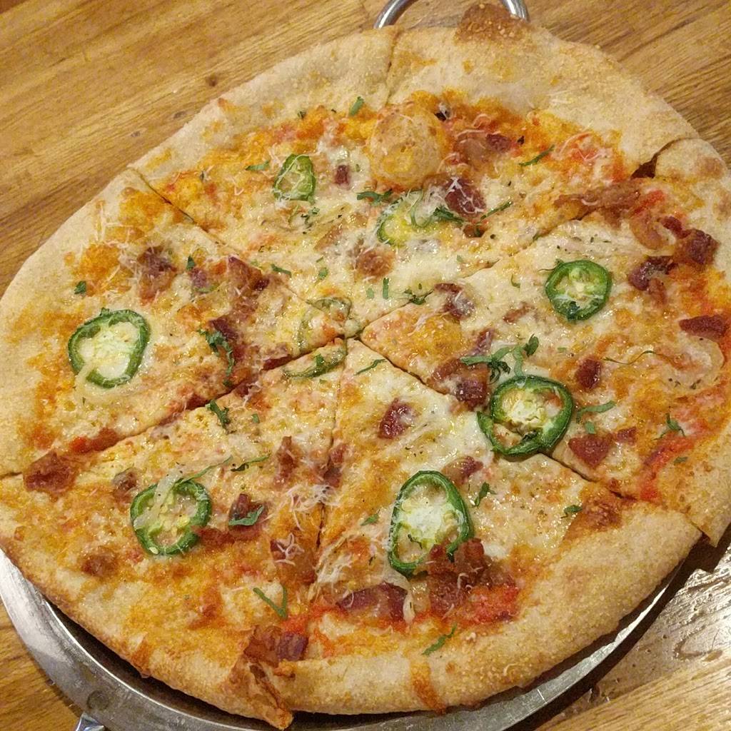 Earls 377 Pizza | restaurant | 427 US-377, Argyle, TX 76226, USA | 9404644444 OR +1 940-464-4444