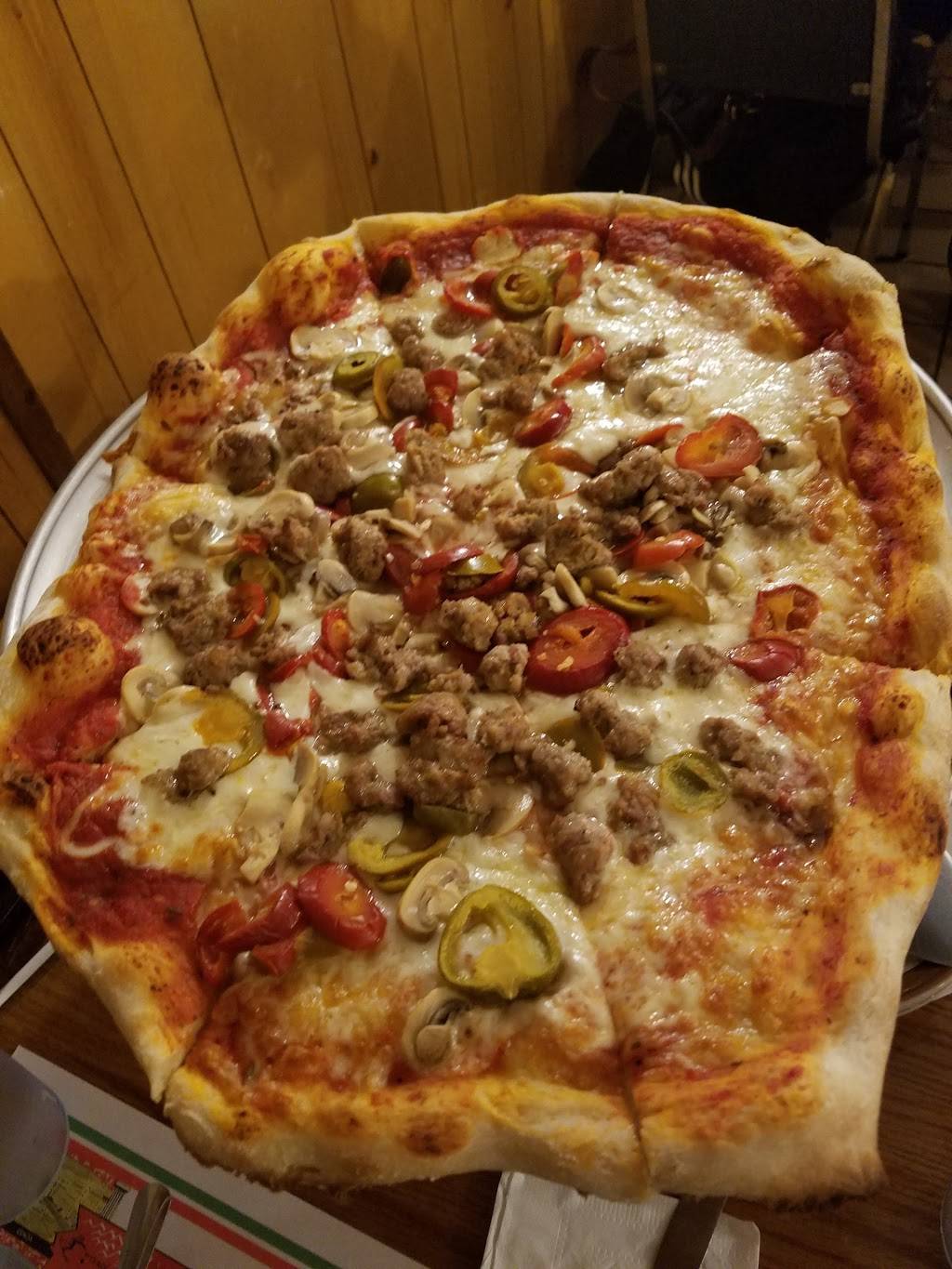 Angottis | Family Restaurant | restaurant | 725 Burnet Ave, Syracuse, NY 13203, USA | 3154728403 OR +1 315-472-8403