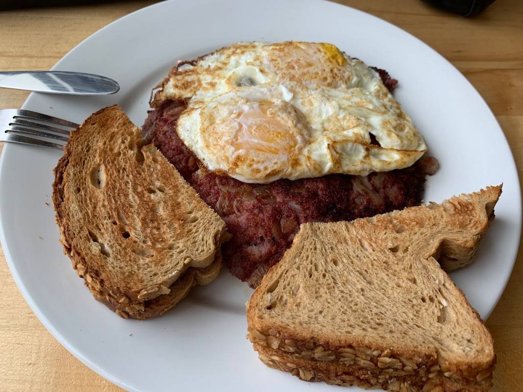 Sarahs Market & Café | cafe | 200 Concord Ave, Cambridge, MA 02138, USA | 6178765999 OR +1 617-876-5999