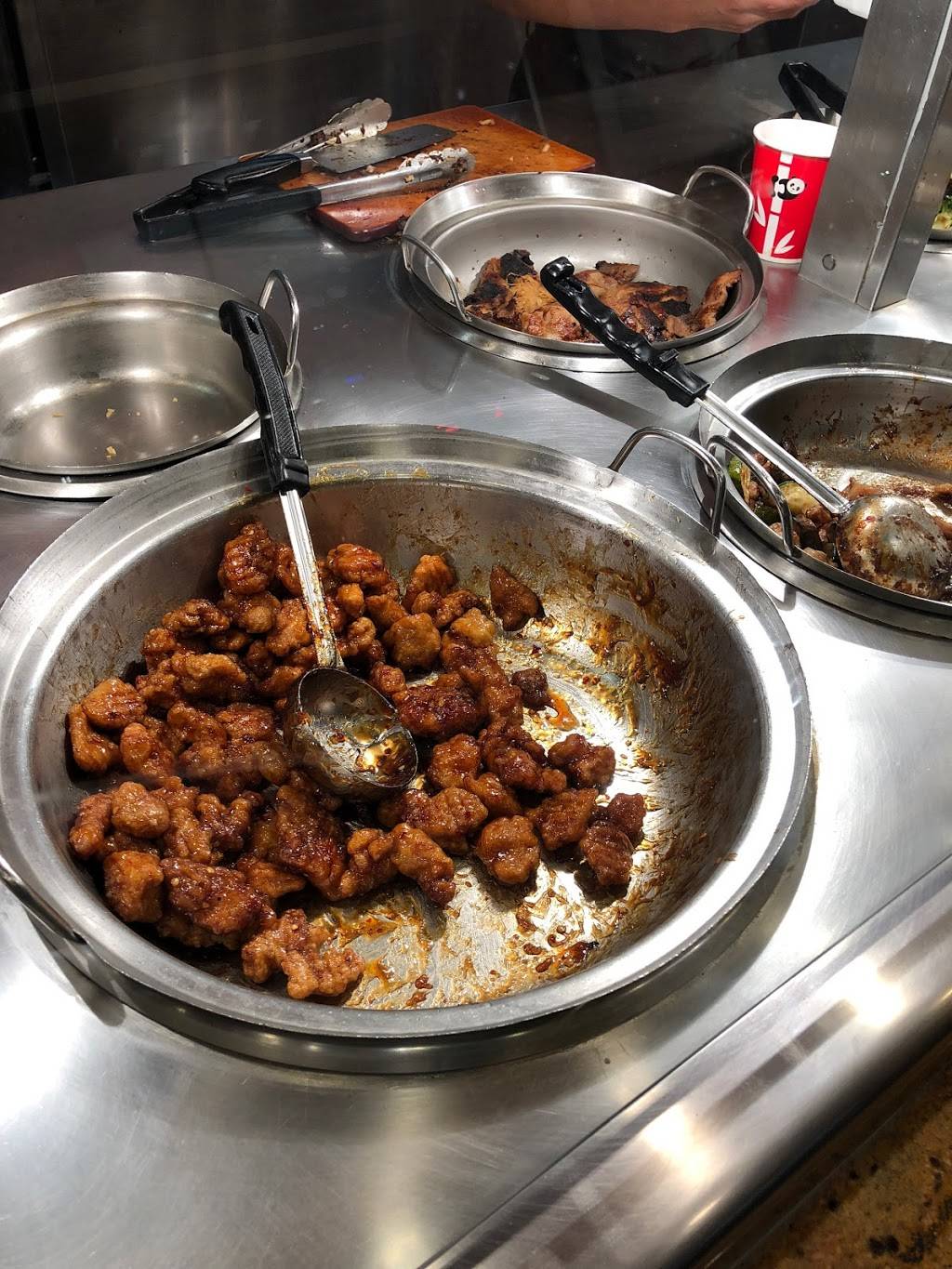 Panda Express | restaurant | 2100 88th St, North Bergen, NJ 07047, USA | 2012958457 OR +1 201-295-8457