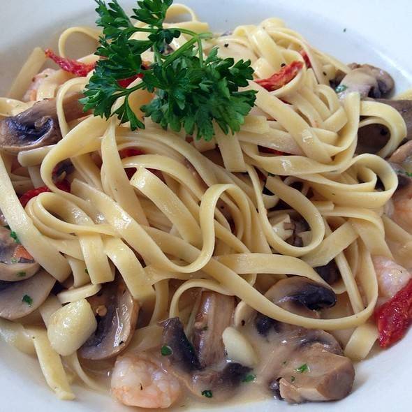 Zahirs Bistro | restaurant | 579 S Main St, Milpitas, CA 95035, USA | 4089464000 OR +1 408-946-4000