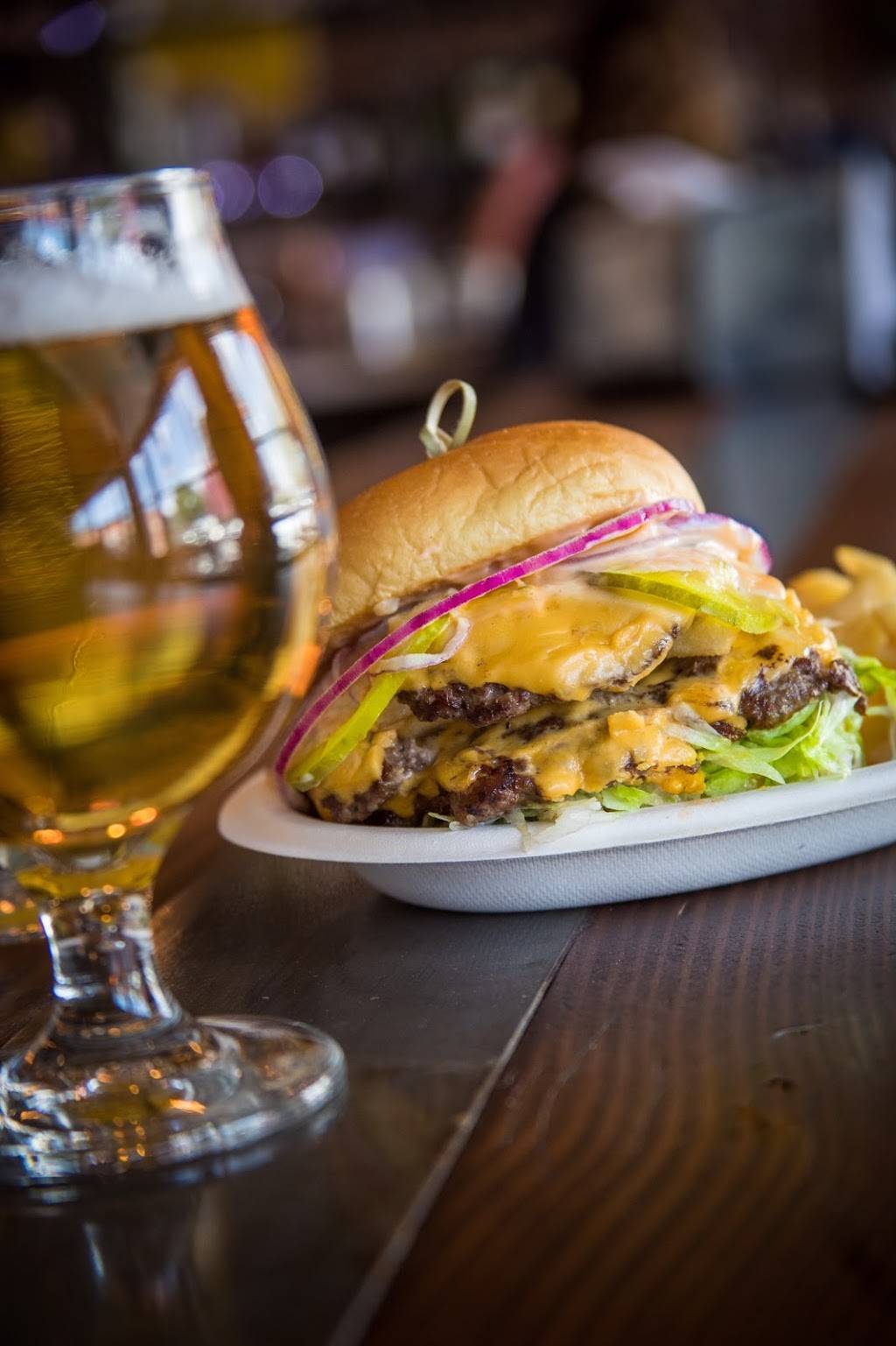 Bärchen Beer Garden | restaurant | 6209 Maple St, Omaha, NE 68104, USA | 4025029902 OR +1 402-502-9902