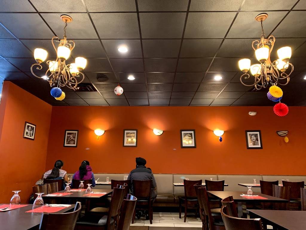 Bay Leaf Authentic Indian Cuisine | meal takeaway | 35203 Grand River Ave, Farmington, MI 48335, USA | 2489876824 OR +1 248-987-6824