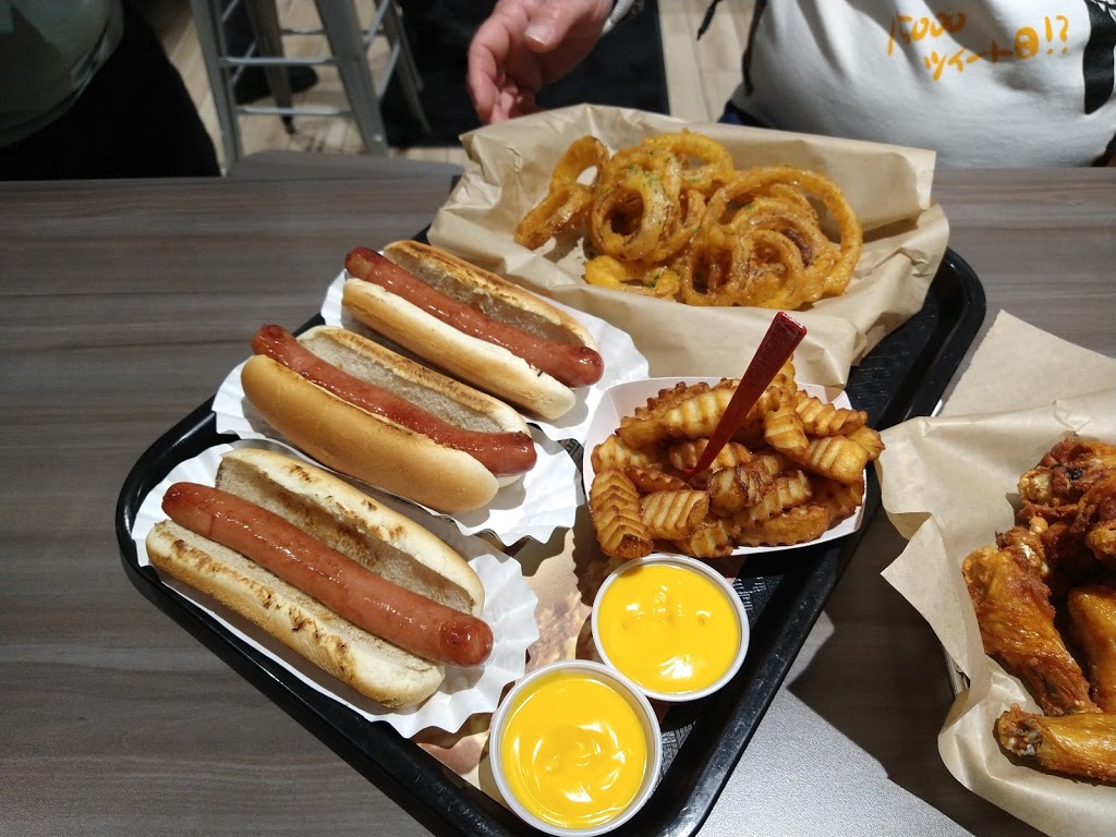 Nathans Famous | restaurant | 8946 SW 40th St, Miami, FL 33165, USA | 7862387179 OR +1 786-238-7179