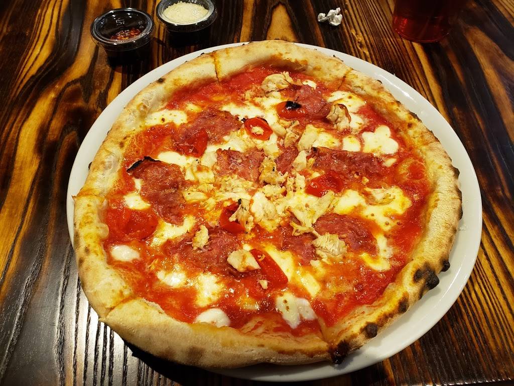 Elemento Neapolitan Pizza | restaurant | 1350 Concourse Ave, Memphis, TN 38104, USA | 9016727527 OR +1 901-672-7527