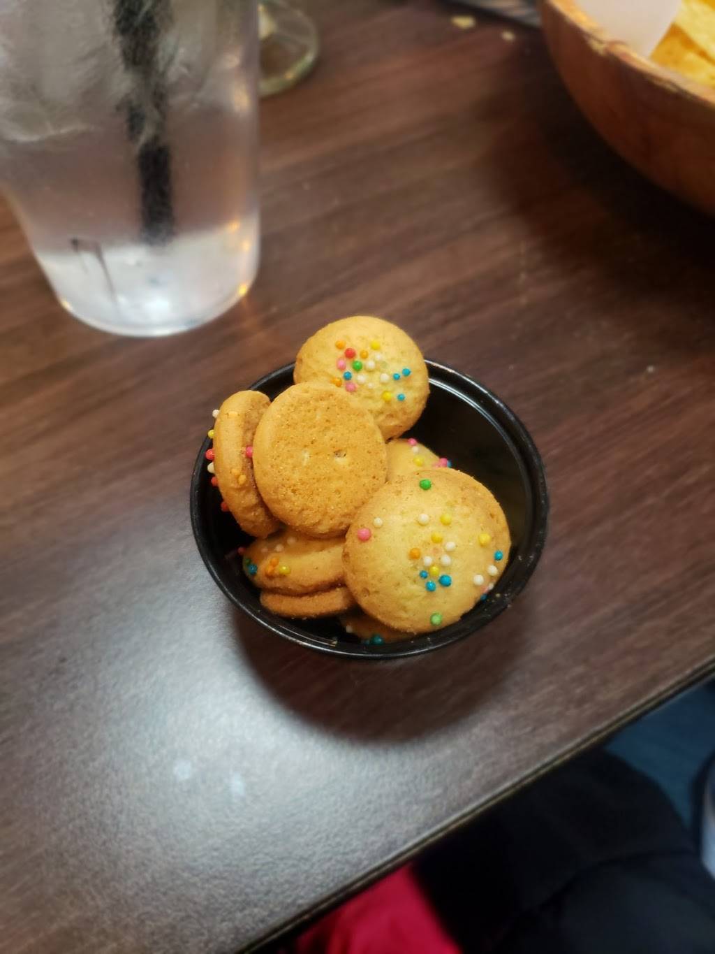 Joses Blue Sombrero | restaurant | 7615 W State St, Wauwatosa, WI 53213, USA | 4144532300 OR +1 414-453-2300