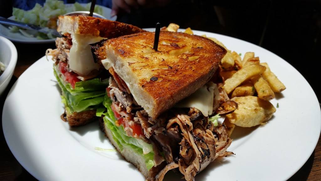 Union Kitchen & Tap | restaurant | 1108 S Coast Hwy 101, Encinitas, CA 92024, USA | 7602302337 OR +1 760-230-2337