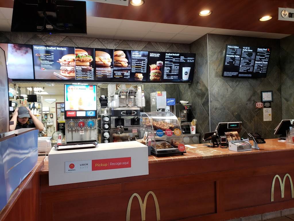 McDonalds | cafe | 453 Redington Dr, South Elgin, IL 60177, USA | 8474880200 OR +1 847-488-0200