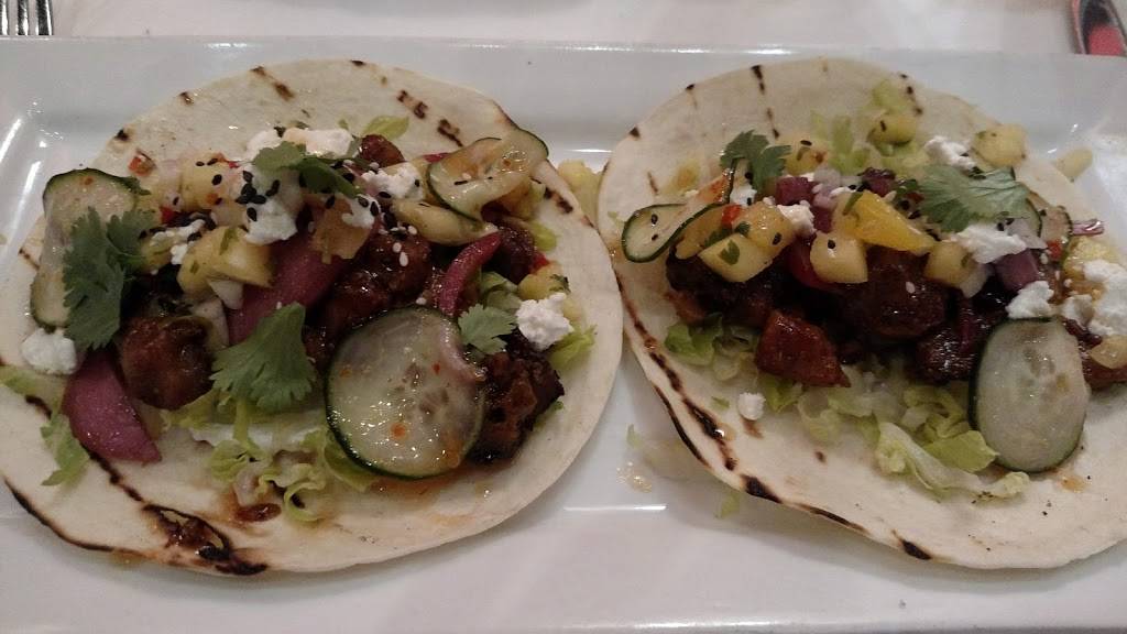 Quarter Bistro | restaurant | 6904 Wooster Pike, Cincinnati, OH 45227, USA | 5132715400 OR +1 513-271-5400