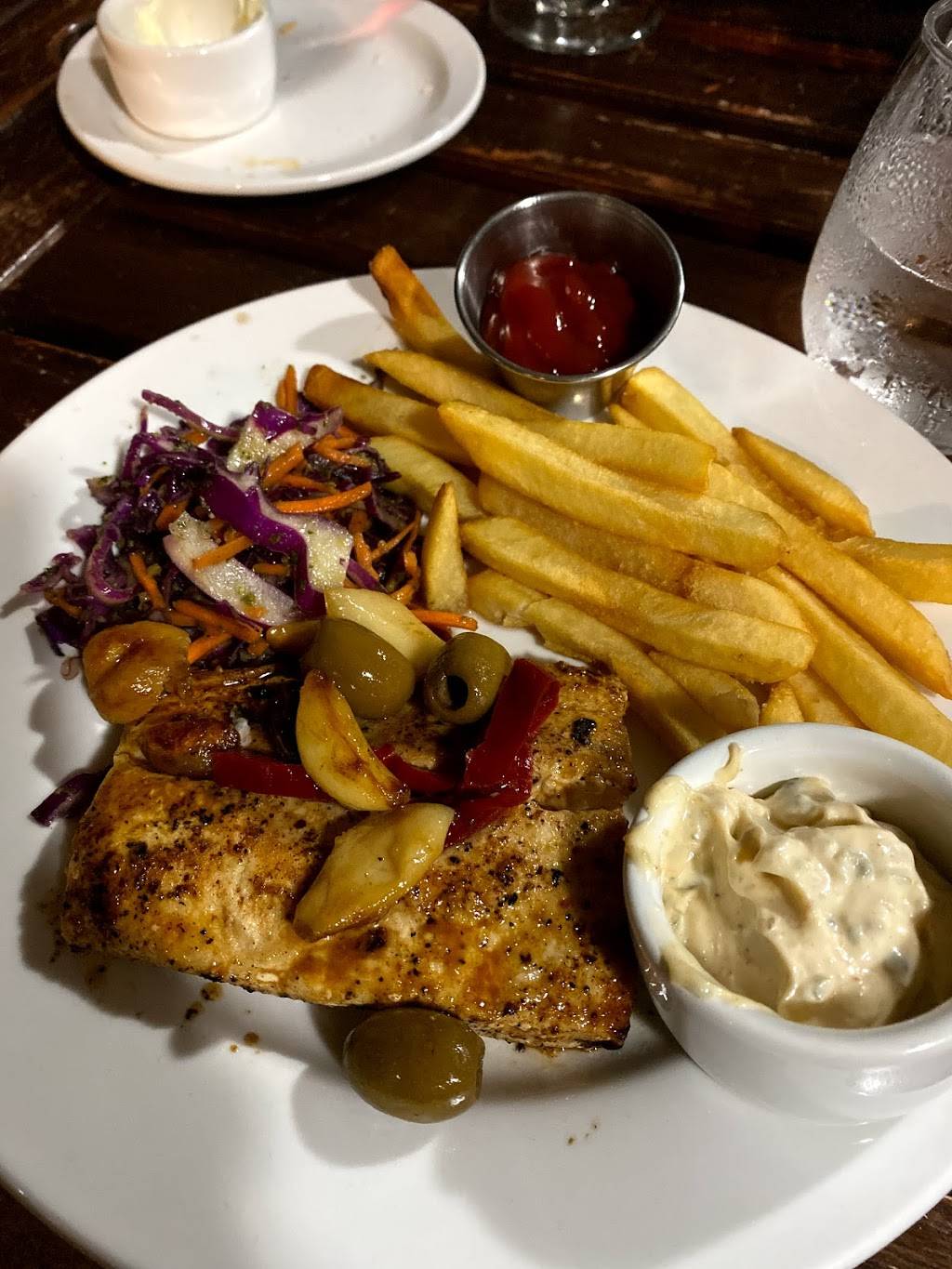 Wallaces at the Greenhouse | restaurant | 2420 S Suncoast Blvd, Homosassa, FL 34448, USA | 3525037276 OR +1 352-503-7276