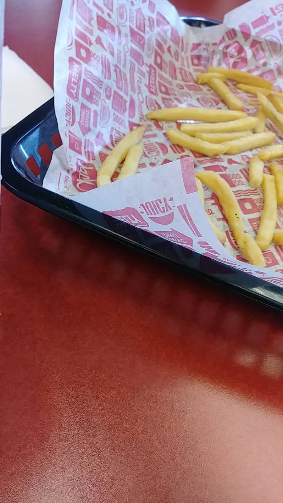 Jack in the Box | restaurant | 3981 Tyler St, Riverside, CA 92503, USA | 9516898470 OR +1 951-689-8470