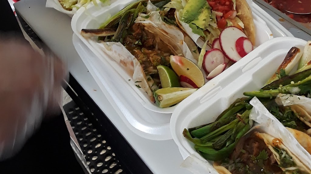 Tacos el gallo | restaurant | 1240 Broadway St, Eureka, CA 95501, USA | 7072673643 OR +1 707-267-3643