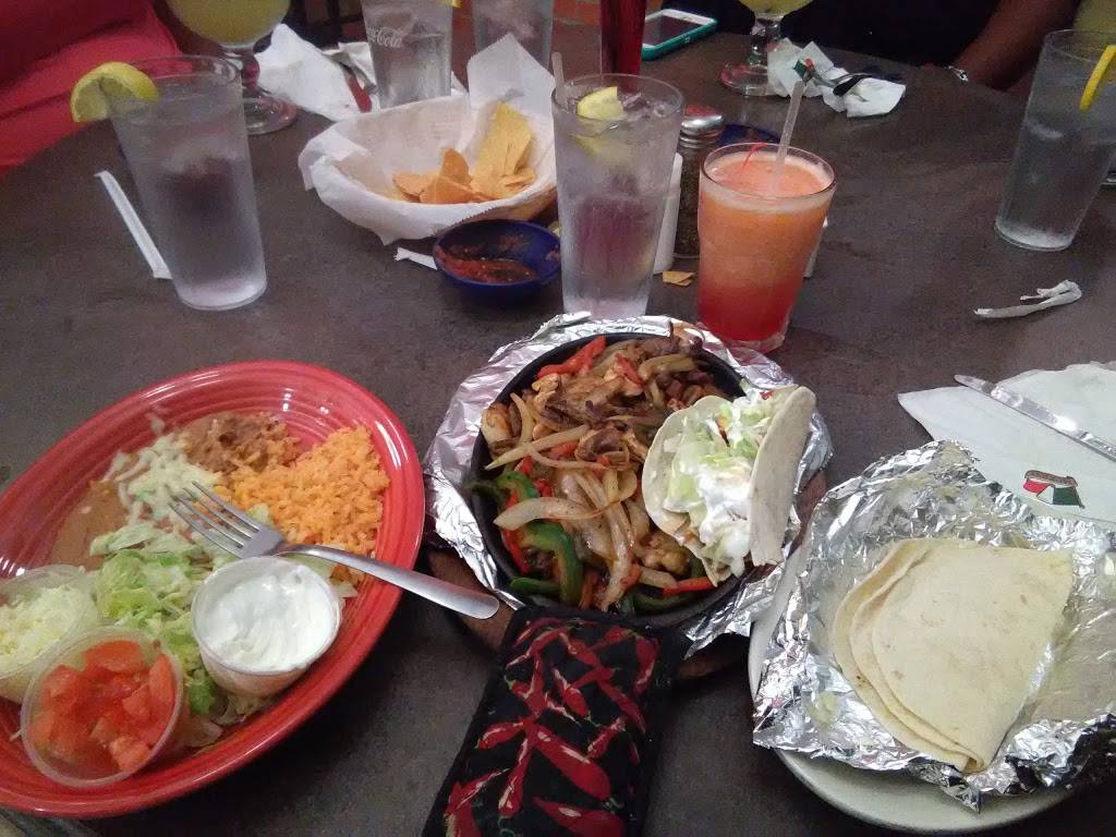 Rubes Bar & Grill | restaurant | 1117 N Chevrolet Ave, Flint, MI 48504, USA | 8103912951 OR +1 810-391-2951