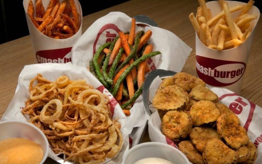 Smashburger | restaurant | Crossways Shopping Center, 1412 Greenbrier Pkwy unit 138, Chesapeake, VA 23320, USA | 7573513792 OR +1 757-351-3792
