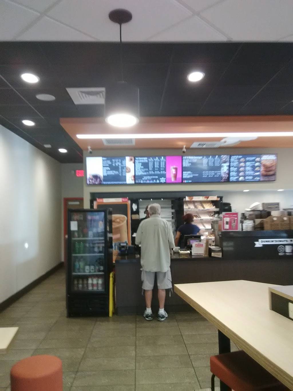 Dunkin | cafe | 1461 Main St, Dunedin, FL 34698, USA | 7272101678 OR +1 727-210-1678