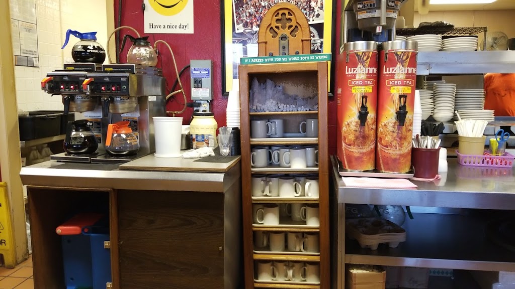 Scooters | restaurant | 1329 MO-32, El Dorado Springs, MO 64744, USA | 4178765421 OR +1 417-876-5421